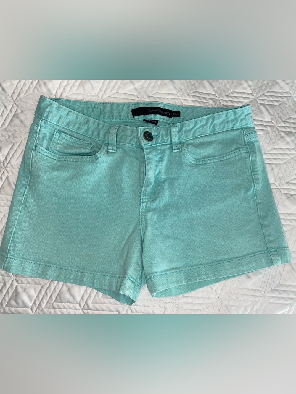 Calvin Klein Mint Aqua Green Stretch Denim Shorts sz 2 / 26